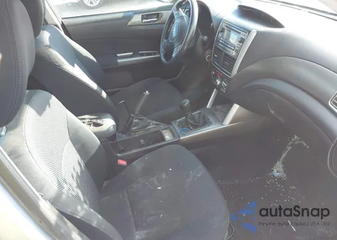 2011 Subaru Forester 2.5X Premium z USA, uszkodzony, nr VIN JF2SHACC9BG702651